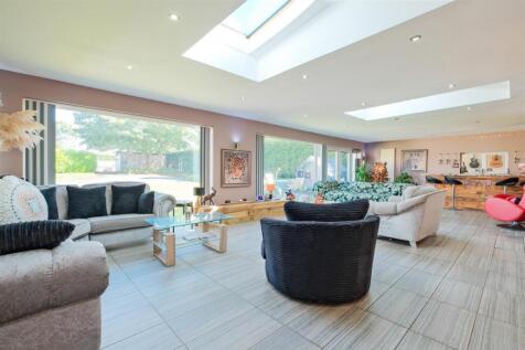 Open Plan Family