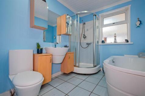 Downstairs Bathroom