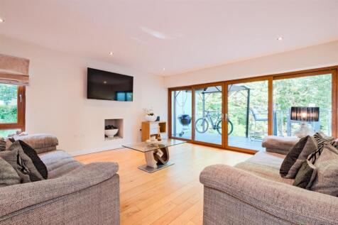 Open Plan Lounge