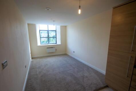 Spacious Lounge