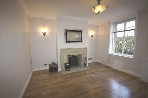 Spacious Lounge