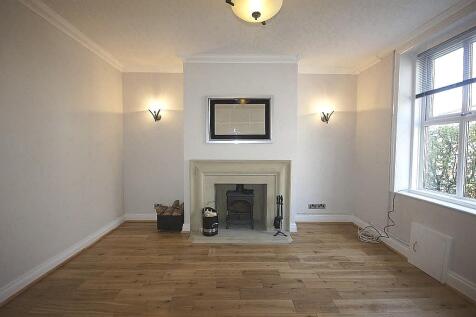 Spacious Lounge