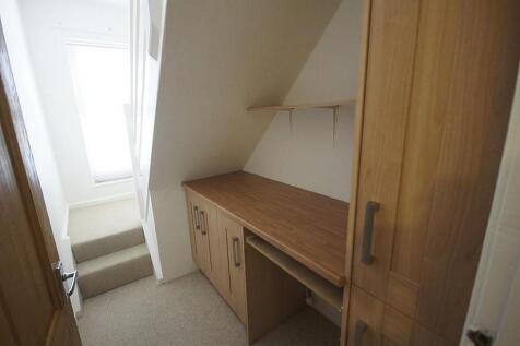 Hallway/Study Area