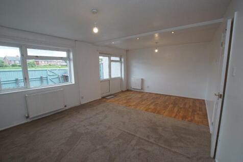 Lounge / Dining Area