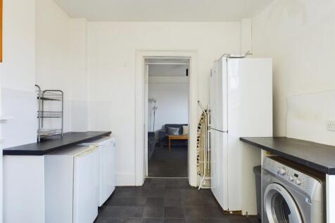 Kitchen-House-To-Ren