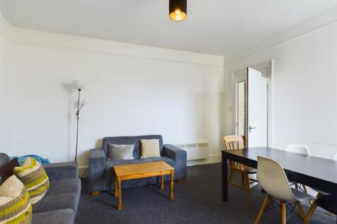 Lounge-House-To-Ren
