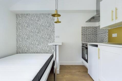 Studio/ Kitchen