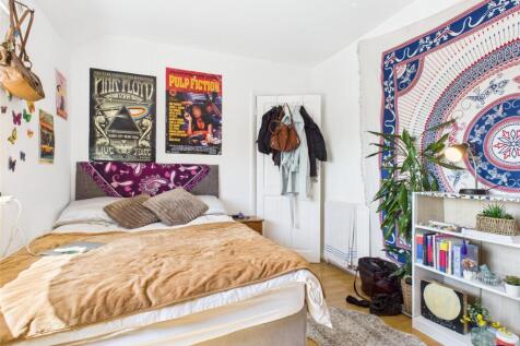 Bedroom-House-To-Ren