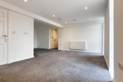 Studio Room