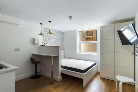 Studio Room