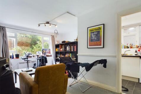 Studio Room