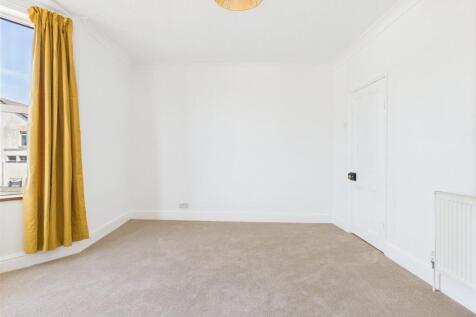 Bedroom-To-Rent