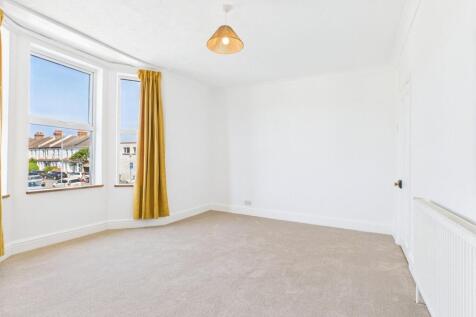 Bedroom-To-Rent