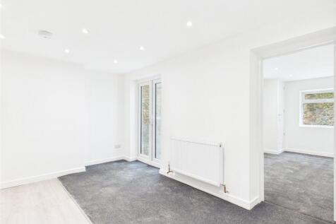 Lounge-Flat-To-Rent