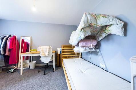 Studio Room