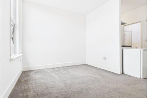 Studio Room