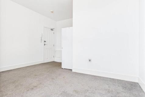 Studio Room