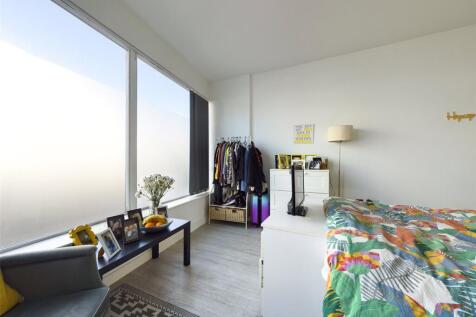 Studio Room
