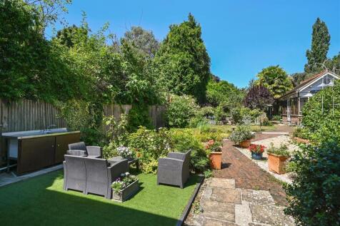 Property Image 37