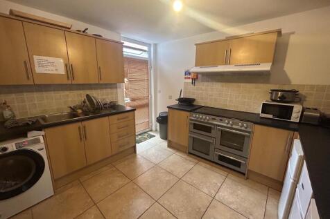 Communal Kitchen