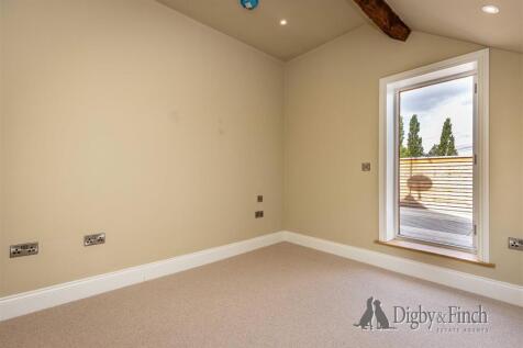 Fourth Bedroom/ Study