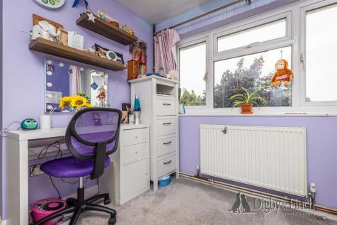 8 Yonge Close, Radcliffe, NG12 2EE-22watermarked.j