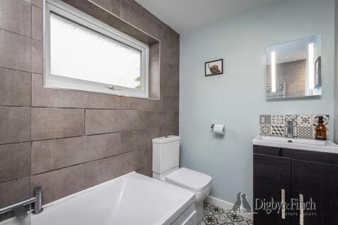 8 Yonge Close, Radcliffe, NG12 2EE-23watermarked.j