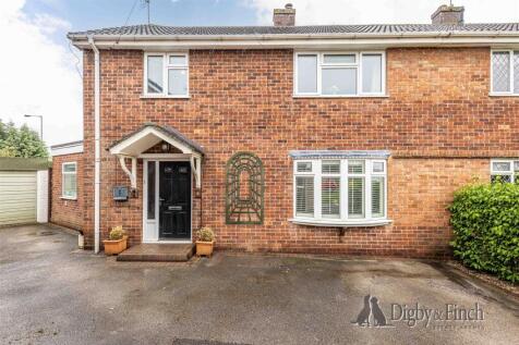 8 Yonge Close, Radcliffe, NG12 2EE-2watermarked.jp