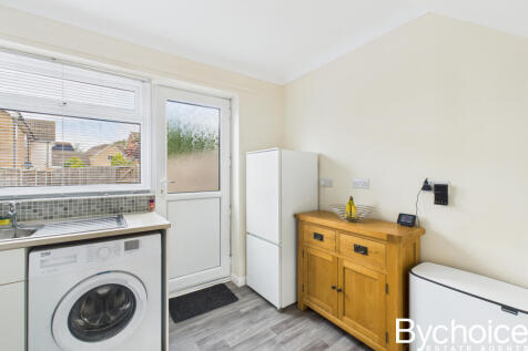 CAM05454G0-PR0053-STILL004