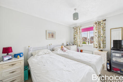 CAM05454G0-PR0017-STILL009