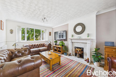 CAM05454G0-PR0018-STILL001