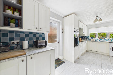 CAM05454G0-PR0018-STILL008