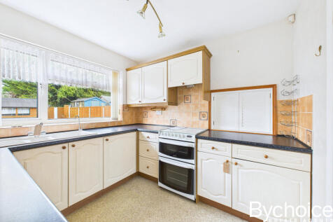 CAM05454G0-PR0049-STILL003