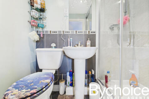 CAM05454G0-PR0020-STILL006