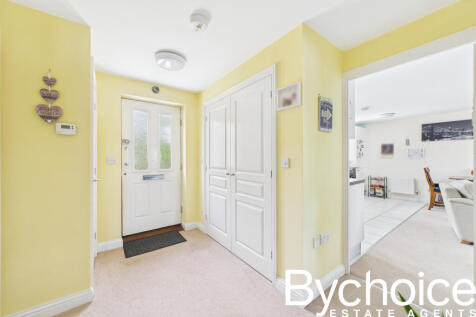 CAM05454G0-PR0020-STILL008