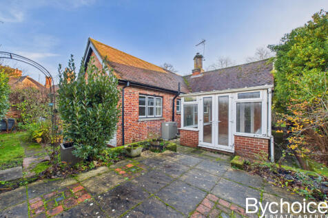 CAM05454G0-PR0092-STILL020