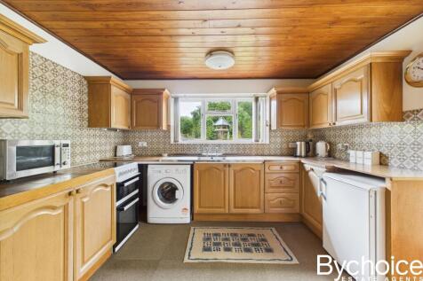 CAM05454G0-PR0035-STILL003