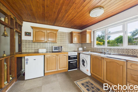 CAM05454G0-PR0035-STILL002