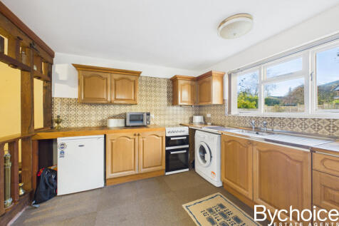 CAM05454G0-PR0084-STILL003