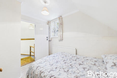 CAM05454G0-PR0084-STILL014