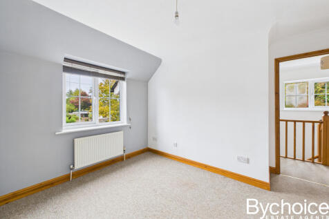 CAM05454G0-PR0061-STILL005