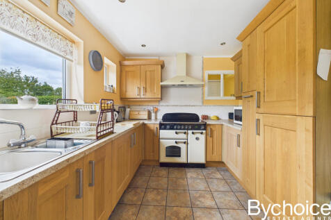 CAM05454G0-PR0045-STILL003