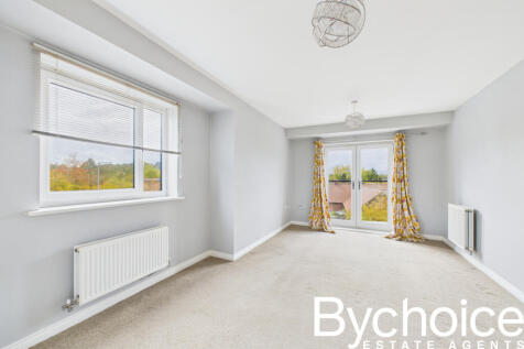 CAM05454G0-PR0066-STILL004