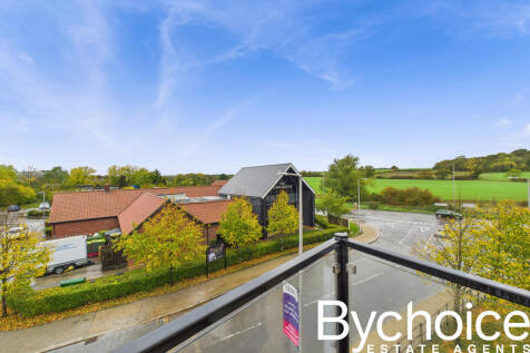 CAM05454G0-PR0066-STILL007