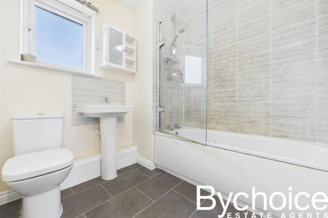 CAM05454G0-PR0066-STILL001