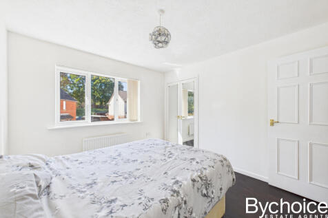 CAM05454G0-PR0058-STILL010