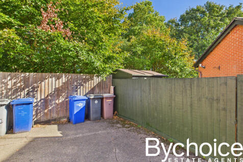 CAM05454G0-PR0058-STILL017