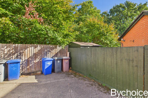 CAM05454G0-PR0058-STILL017