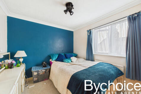 CAM05454G0-PR0047-STILL009