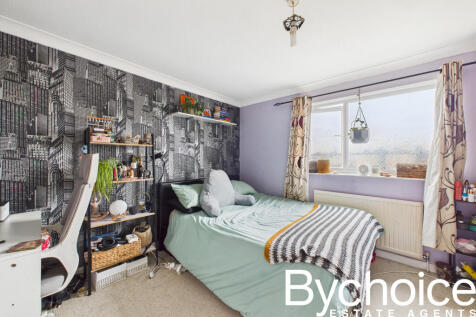 CAM05454G0-PR0047-STILL010